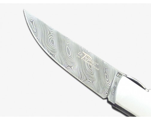 Stainless steel damascus blade